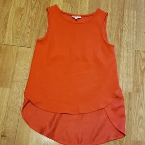 ANTHRO Deletes Sania orange textured tank XS